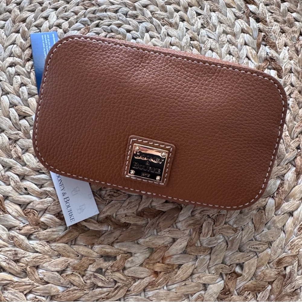 Dooney & Bourke Tan Leather Wallet